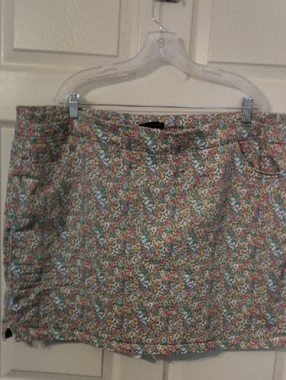 Floral Mini Skort in Multicolor